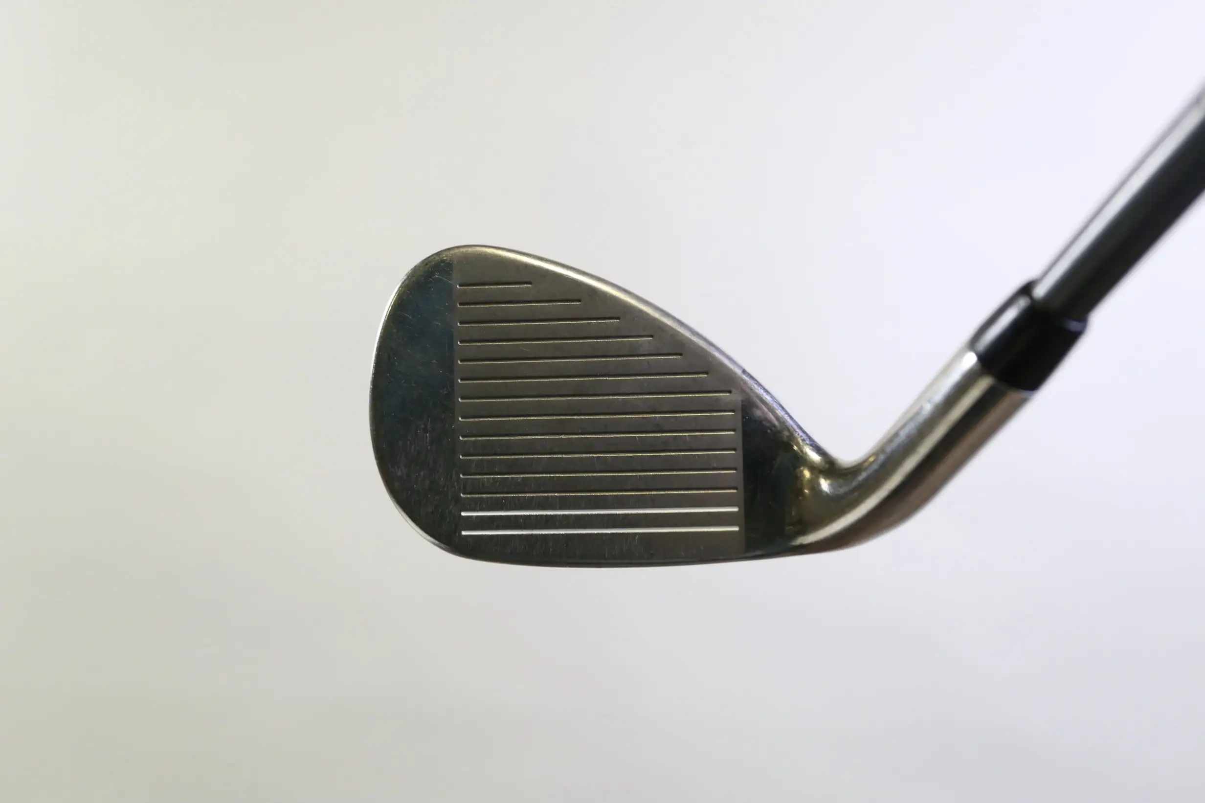 Callaway Rogue X Approach Wedge 46* RH 35.25 In Aldila Graphite Shaft Regular - Image 6